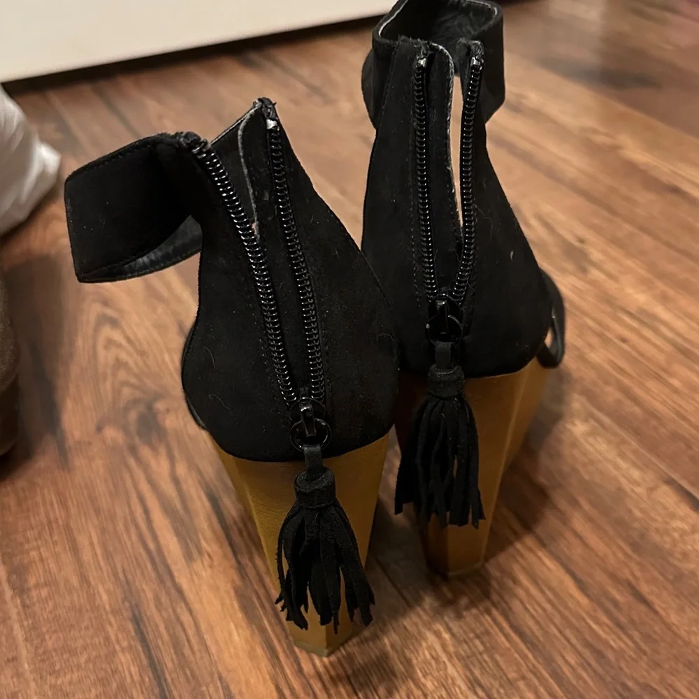 Wet Seal 8.5 Black Suede Women's Wedge Sandals - Picture 5 of 7